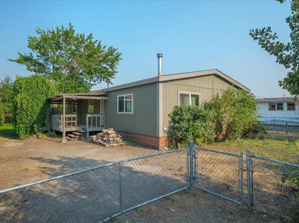 504 N Hodges Rd, Greenacres, WA 99016