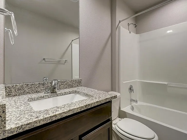 1278 Carnaby — Photo 14