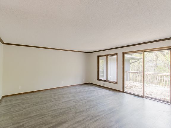 3rd image of 2921 Sequoia Ct