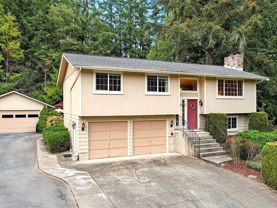 1st image of 3340 NW Shadow Glen Boulevard
