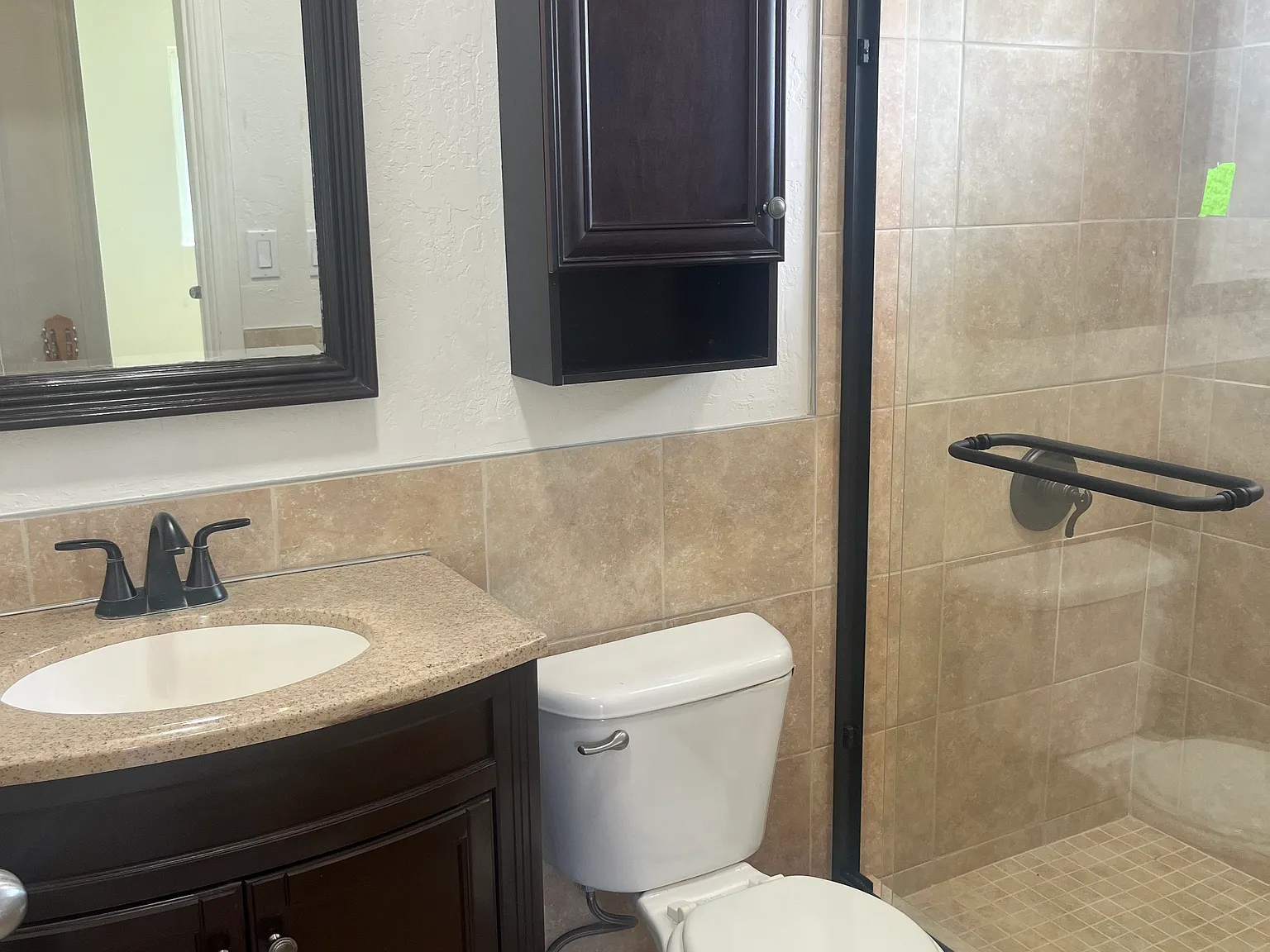 2 bed, 861 sqft, $3,000 — Photo 2
