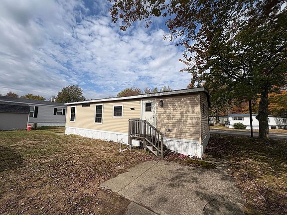3rd image of 1281 Pontaluna Rd