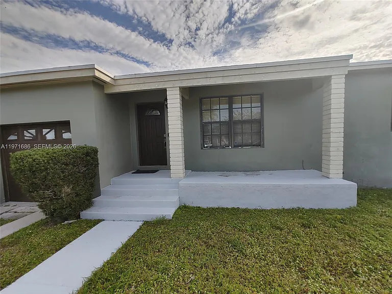 14901 NW 9th Ct — Photo 5