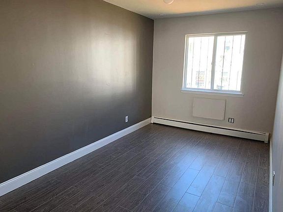 5th image of 765 Park Ave #1A