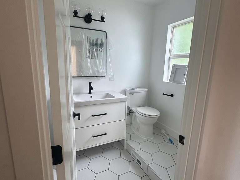 primary bed ensuite