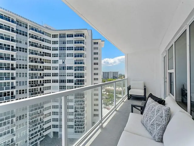 3750 Galt Ocean Dr #1002 — Photo 4