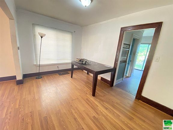 4th image of 1022 25th St