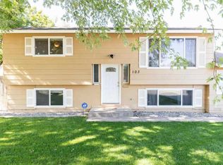103 N Lincoln St, Kennewick, WA 99336
