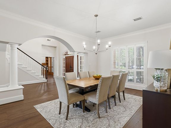 5th image of 7 Pastoral Pond Cir