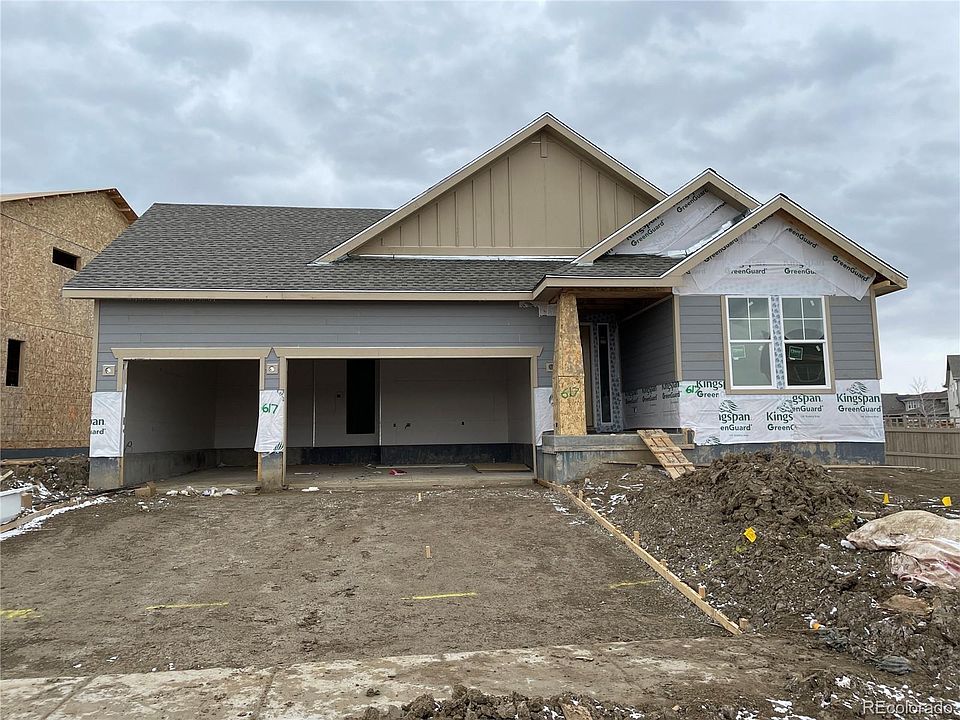 1st image of 617 176th Ave