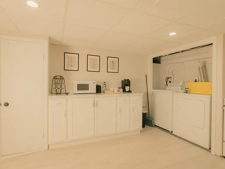 6605 N Sheridan Rd #3 — Photo 11