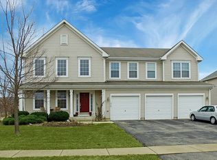 409 Red Cedar Rd, Lake Villa, IL 60046