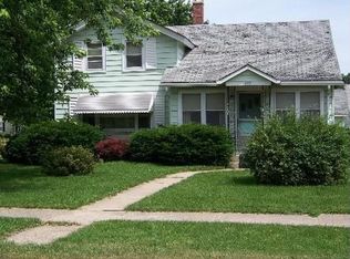 405 E 6th St, Sandwich, IL 60548