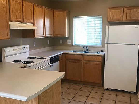 4th image of 1218 W 160 N Unit 8