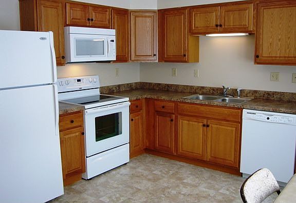 2nd image of 108 Lynnfield Cir