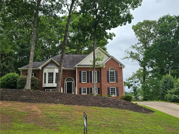416 Eagle Ridge Trl, Canton, GA 30114