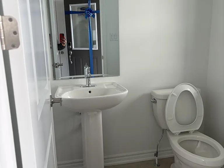 228 Greer St — Photo 9