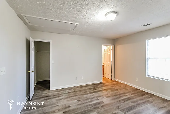 5712 Windfall Ln — Photo 10