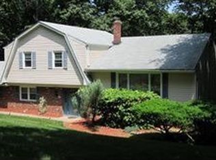 731 Shelby Ln, Westwood, NJ 07675