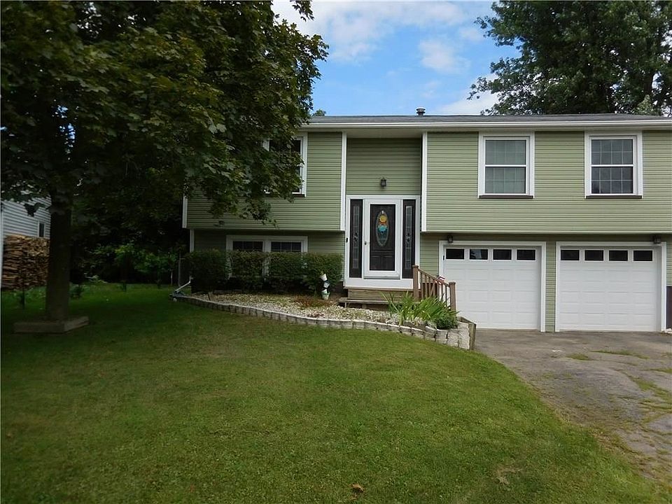 1st image of 117 Cranberry Dr