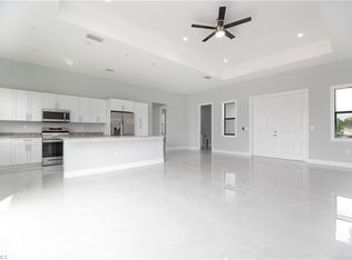 2917 64th Ave NE, Naples, FL 34120