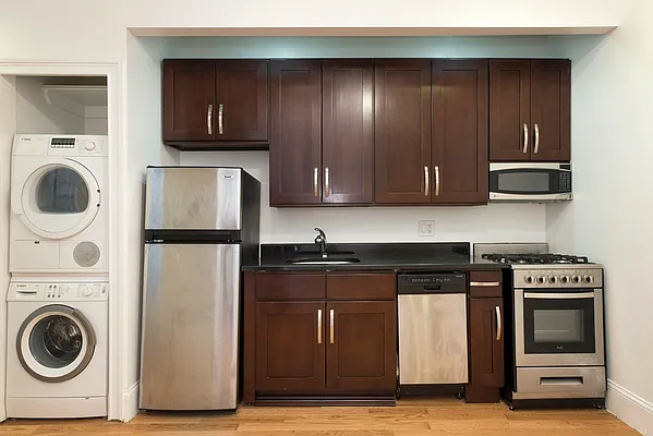 Rented by Bold Marketing | media 11