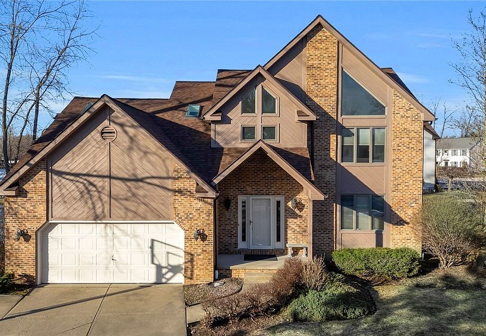 1st image of 8 Amsley Ct