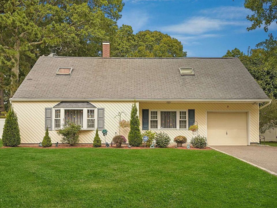 1st image of 5 Georgia Pine Pl
