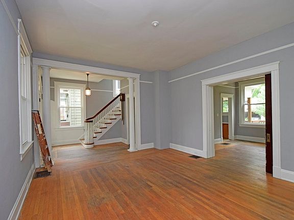 5th image of 1646 Cedar Ave