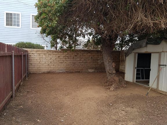 2nd image of 1517 E 17th St