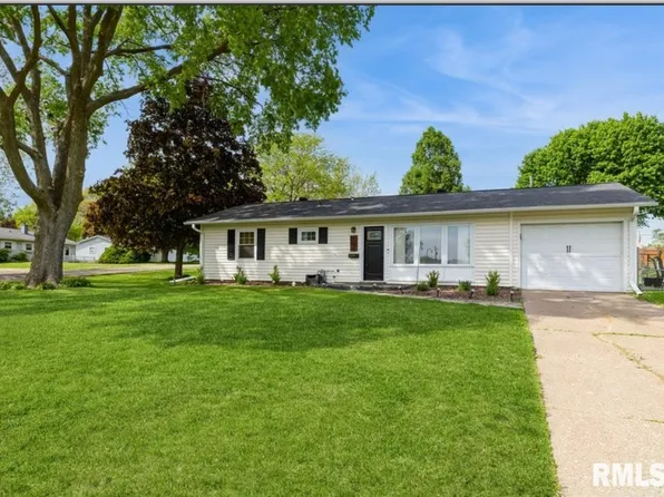 506 Highview Dr, Clinton, IA 52732