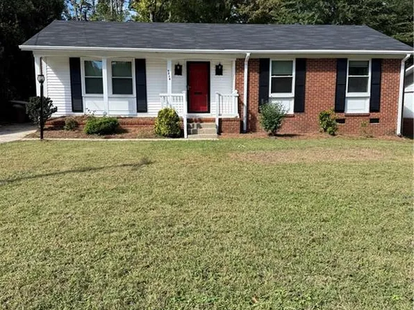 1714 Hannaford Rd, Greensboro, NC 27401