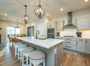 202 SW Prairie Trail Pkwy, Ankeny, IA 50023