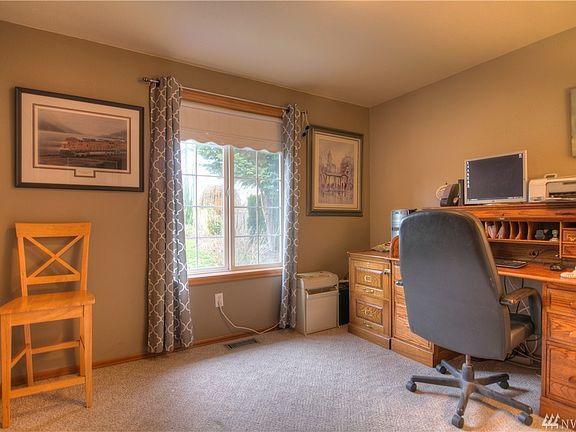4th image of 5022 46th Avenue Ct E