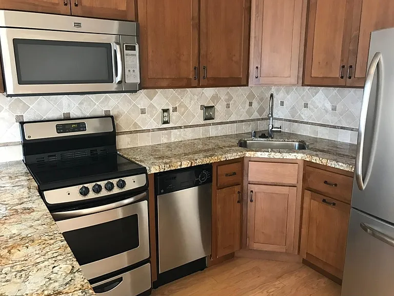 1325 Divisadero St #303 — Photo 3