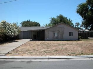 2061 S Adelbert Ave, Stockton, CA 95215