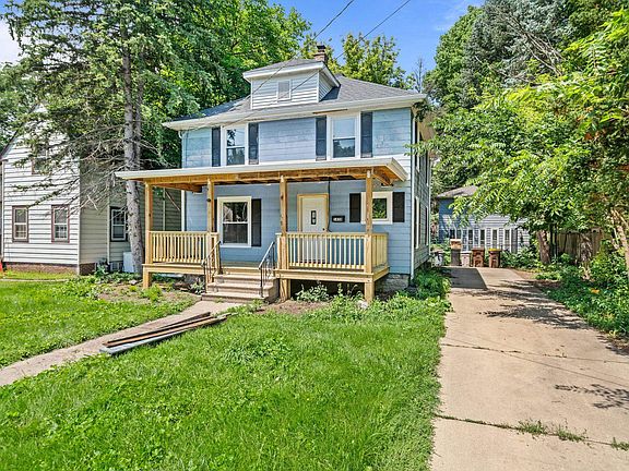 3rd image of 1438 Jackson St