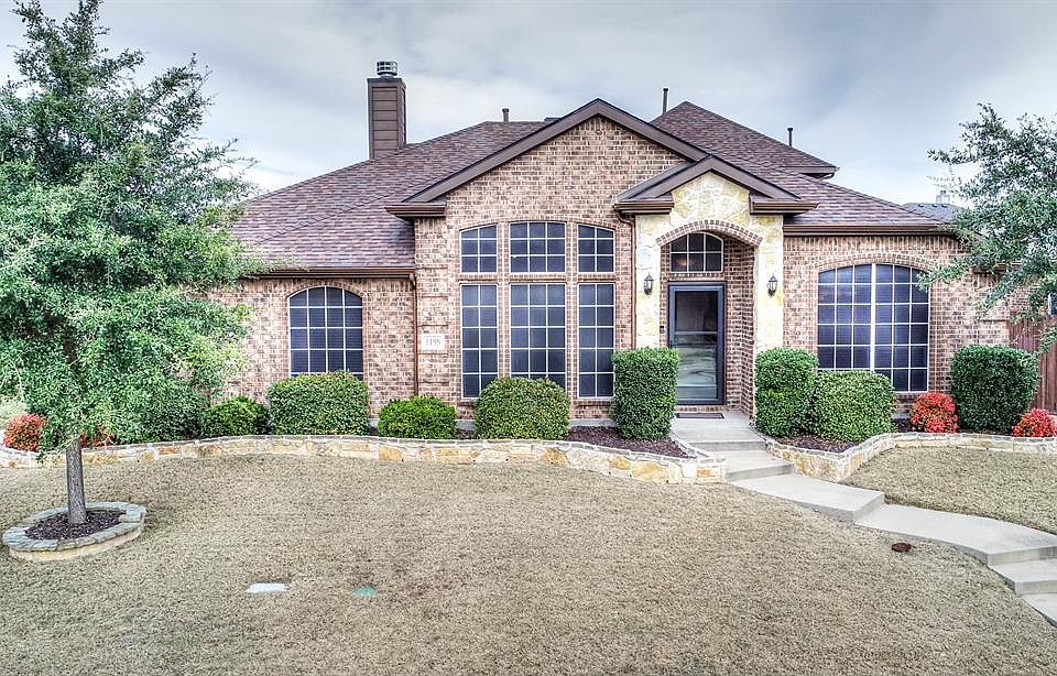 1st image of 1198 Waters Edge Dr