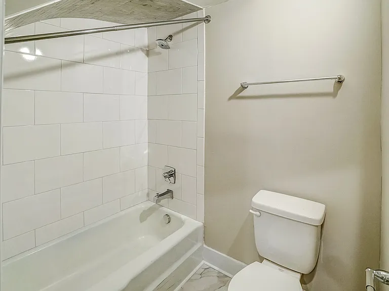 5 N Colonial Ave #1 — Photo 19