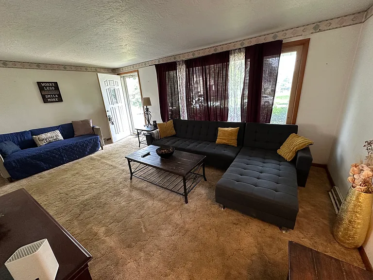 2907 Edison Ave — Photo 5