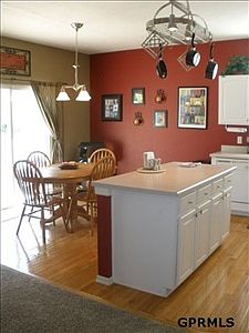 4th image of 2223 N 163rd St