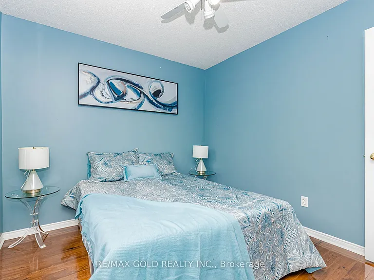 34 White Tail Cres — Photo 21