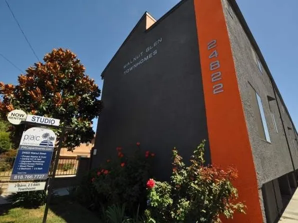 24822, 24822 Walnut St APT 2, Newhall, CA 91321