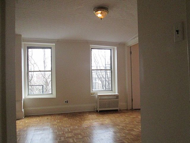 1st image of 185 Sackett St APT 1