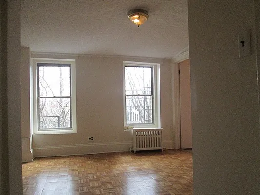 Rented by Realty Collective | media 12