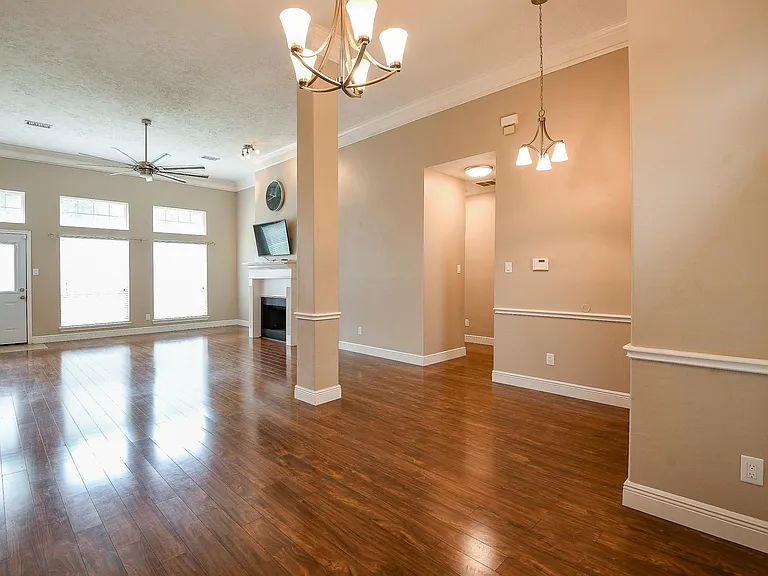 21818 Windsor Castle Dr — Photo 5