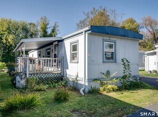 9 Main St TRAILER 15, South Windsor, CT 06074