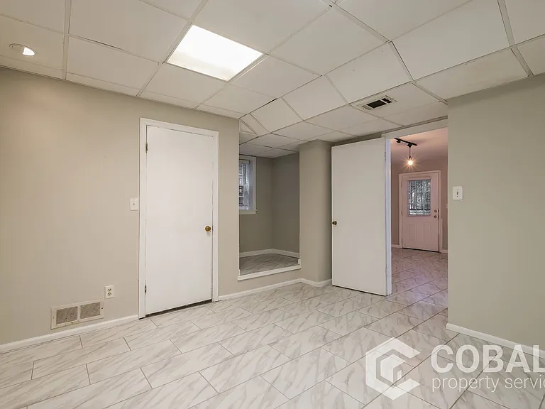 1326 North Ave #C — Photo 10