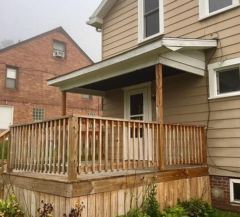 3rd image of 921 Loretta Ave
