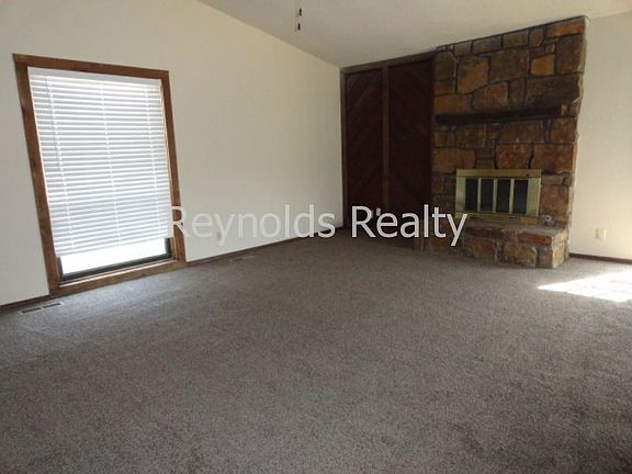 2nd image of 3324 S 139th Ave E